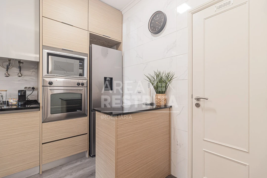 Apartamento T2 para Venda em Charneca de Caparica e Sobreda Foto 18
