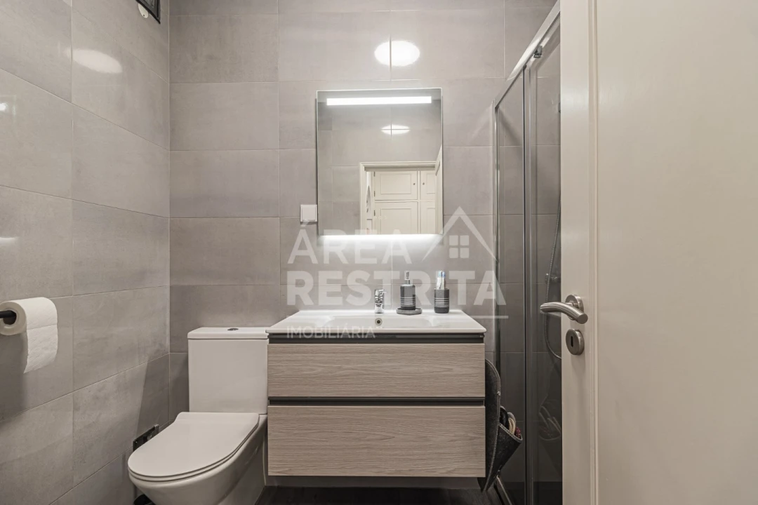 Apartamento T2 para Venda em Charneca de Caparica e Sobreda Foto 27