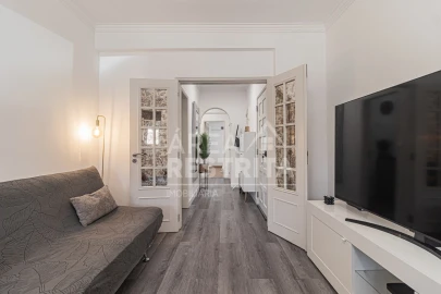 Apartamento T2 para Venda em Charneca de Caparica e Sobreda