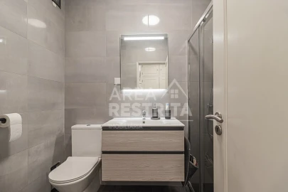 Apartamento T2 para Venda em Charneca de Caparica e Sobreda