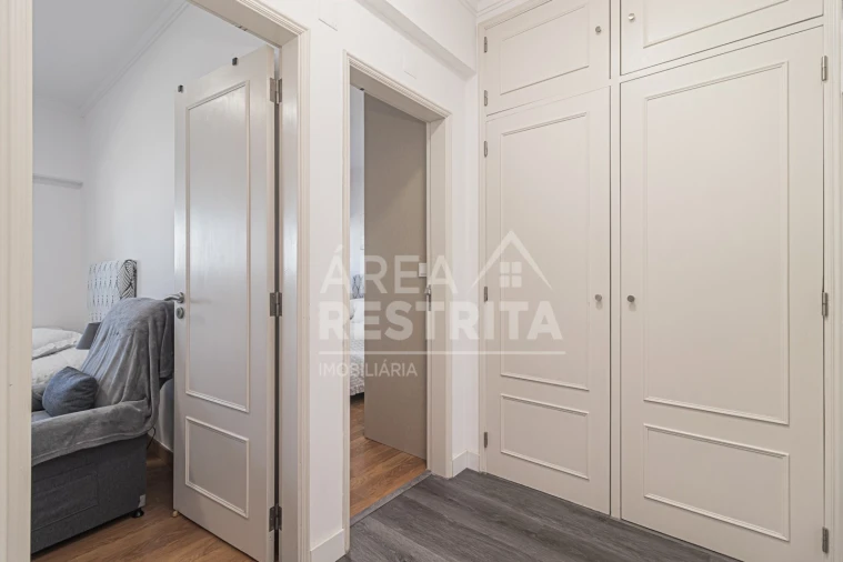 Apartamento T2 para Venda em Charneca de Caparica e Sobreda Foto 14