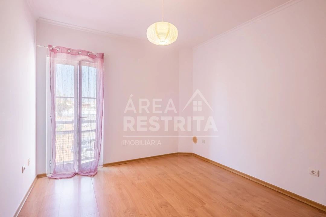 Apartamento T3 para Venda em Pinhal Novo Foto 2