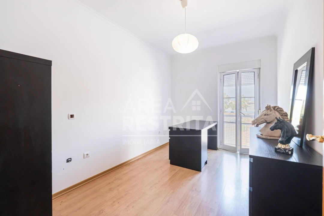 Apartamento T3 para Venda em Pinhal Novo Foto 9
