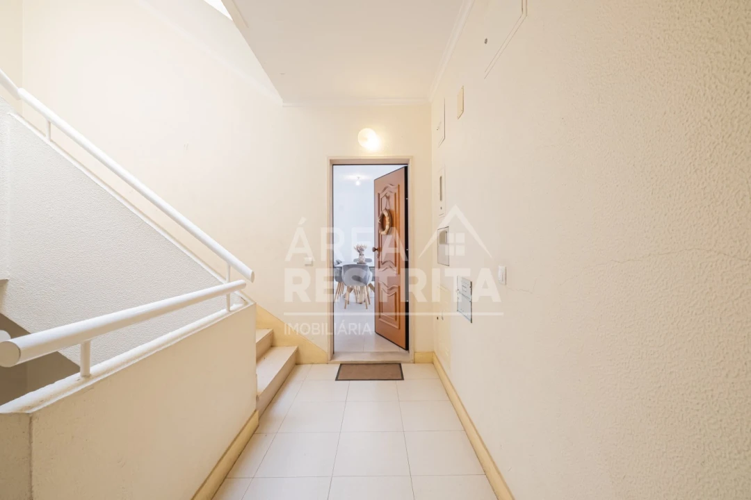 Apartamento T3 para Venda em Pinhal Novo Foto 47