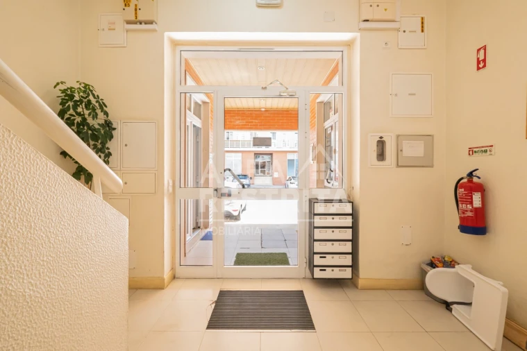 Apartamento T3 para Venda em Pinhal Novo Foto 49