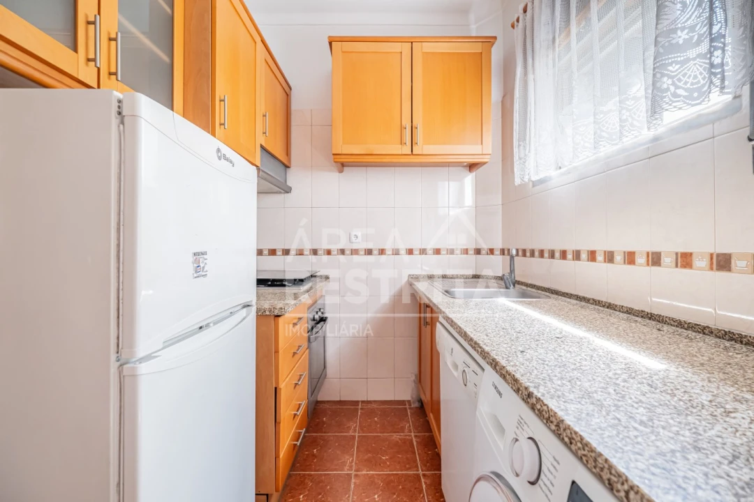 Apartamento T2 para Venda em Amora Foto 5