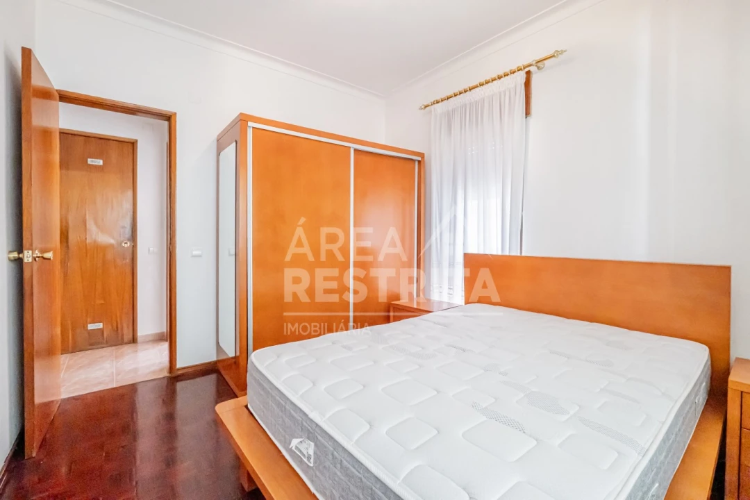 Apartamento T2 para Venda em Amora Foto 15