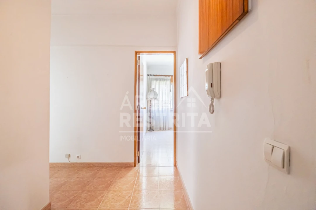 Apartamento T2 para Venda em Amora Foto 28