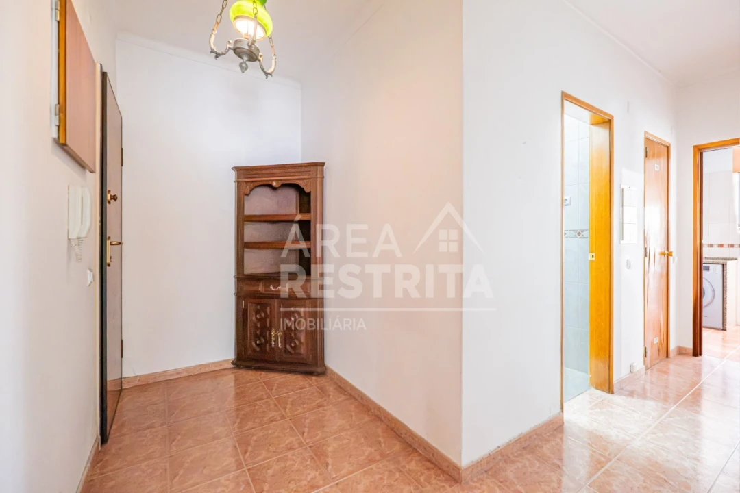 Apartamento T2 para Venda em Amora Foto 33