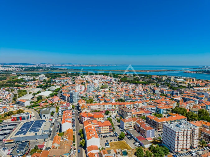 Apartamento T2 para Venda em Amora Foto 48