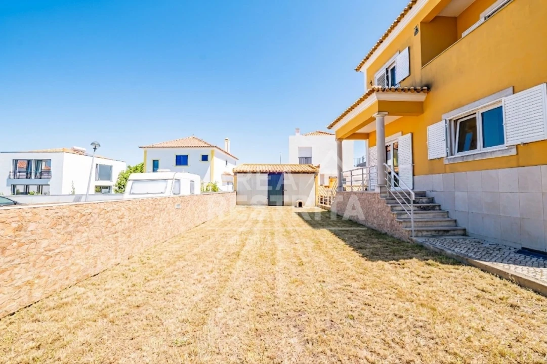 Moradia T4 para Venda em São João das Lampas e Terrugem Foto 75