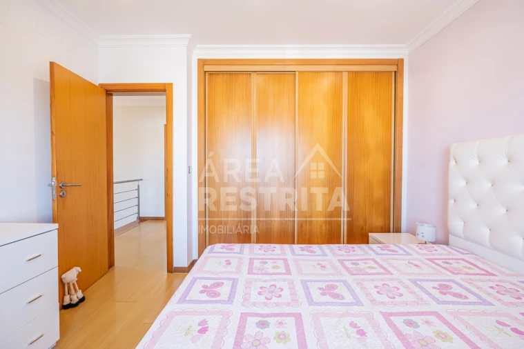 Moradia T4 para Venda em São João das Lampas e Terrugem Foto 58