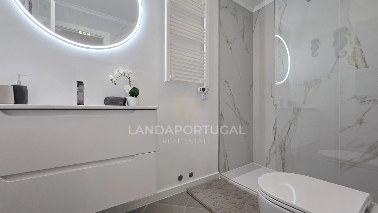 Apartamento T2 para Venda em Tavira (Santa Maria e Santiago) Foto 19