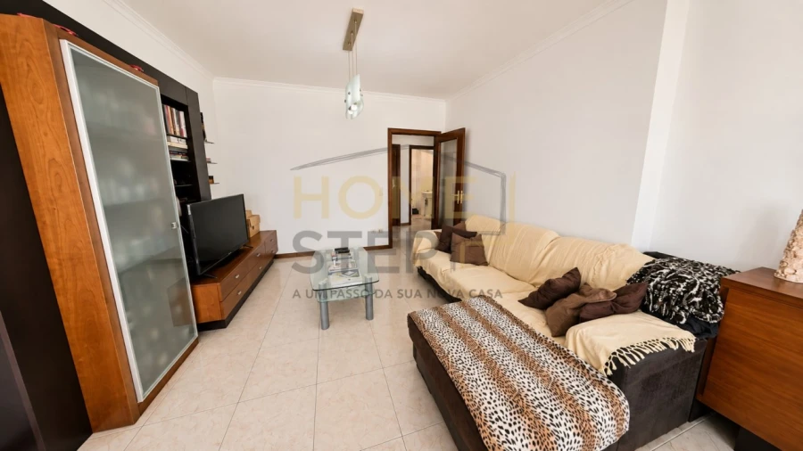Apartamento T2 para Venda em Oliveira do Douro Foto 4