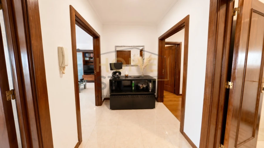 Apartamento T2 para Venda em Oliveira do Douro Foto 6