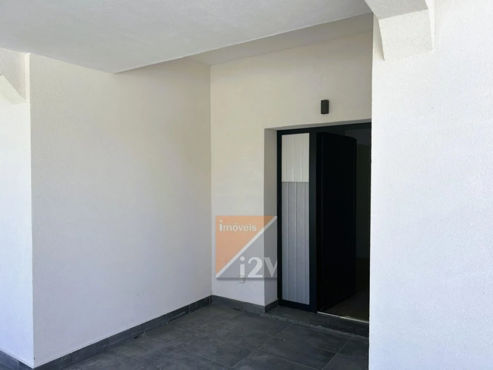 Moradia T3 para Venda em Marrazes e Barosa Foto 12