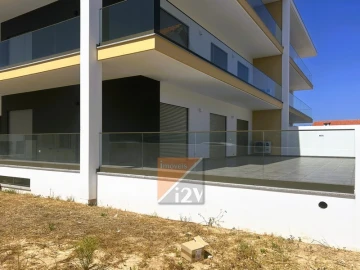 Apartamento T3 para Venda em Parceiros e Azoia