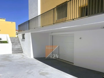 Apartamento T3 para Venda em Parceiros e Azoia