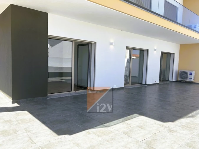 Apartamento T3 para Venda em Parceiros e Azoia Foto 3