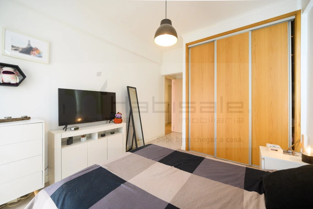 Apartamento T3 para Venda em Algueirão-Mem Martins Foto 16