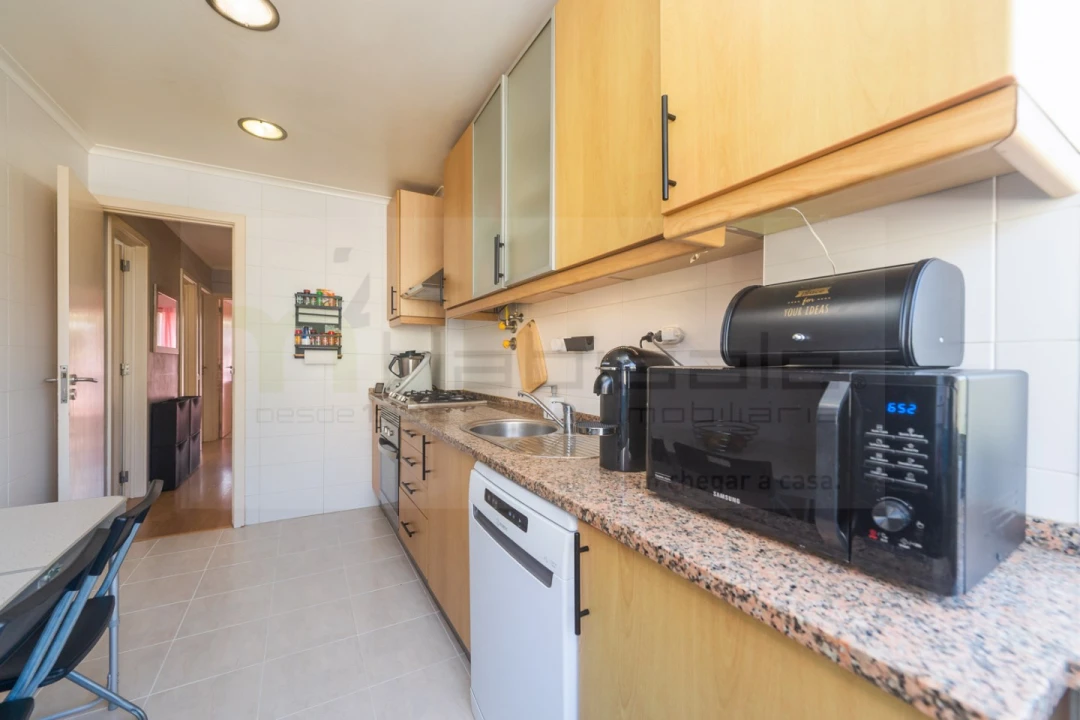 Apartamento T3 para Venda em Algueirão-Mem Martins Foto 27