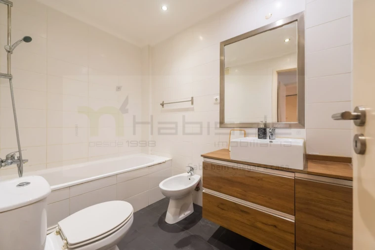 Apartamento T3 para Venda em Algueirão-Mem Martins Foto 11