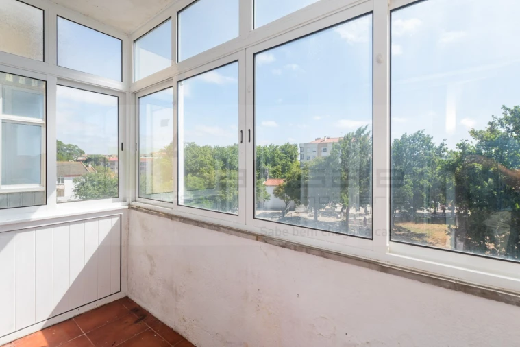 Apartamento T3 para Venda em Algueirão-Mem Martins Foto 15
