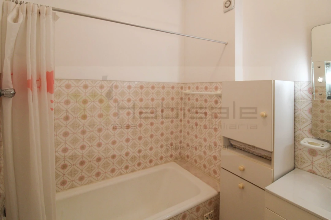 Apartamento T2 para Venda em Póvoa de Santo Adrião e Olival Basto Foto 16