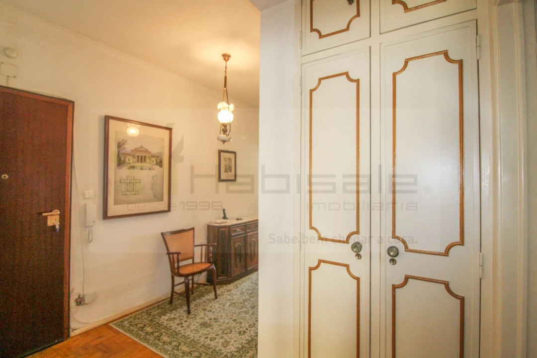 Apartamento T2 para Venda em Póvoa de Santo Adrião e Olival Basto Foto 4