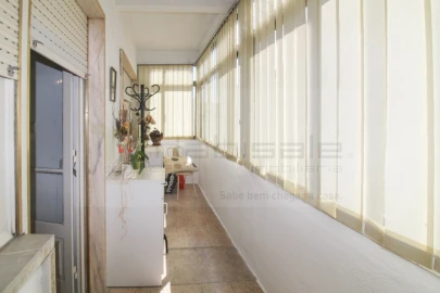 Apartamento T2 para Venda em Póvoa de Santo Adrião e Olival Basto