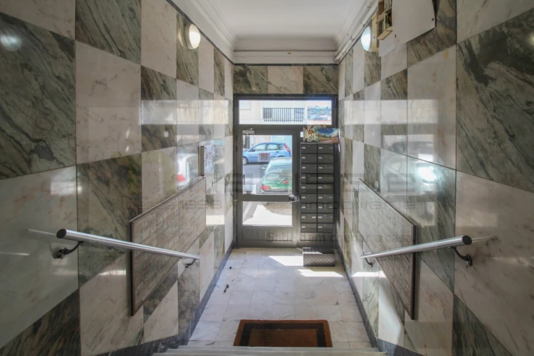 Apartamento T2 para Venda em Póvoa de Santo Adrião e Olival Basto Foto 26