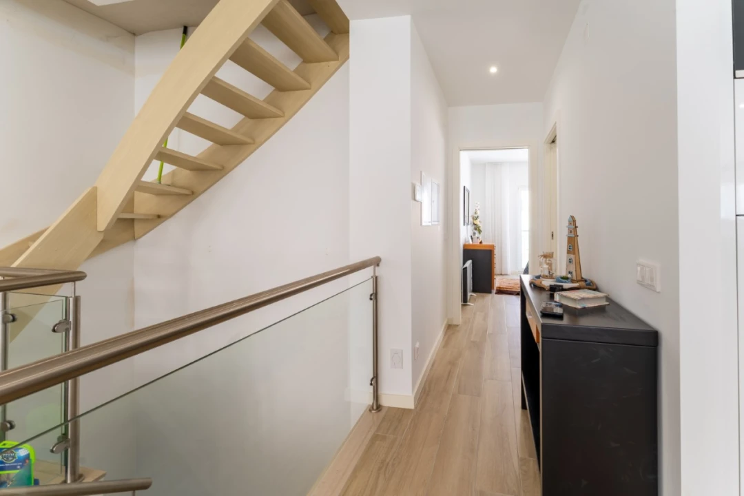 Apartamento T1 para Venda em Nazare Foto 11