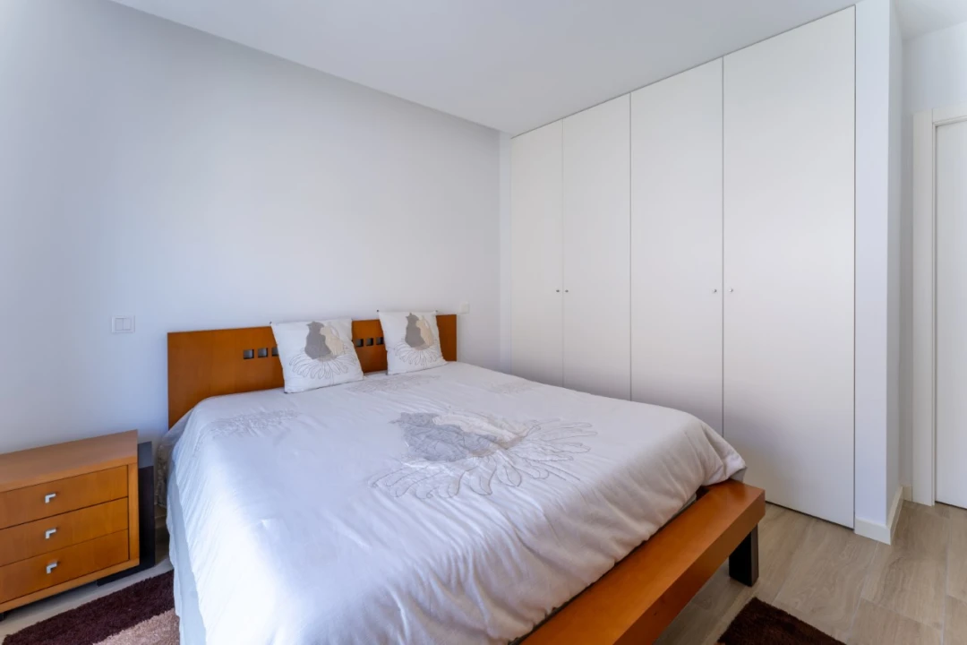 Apartamento T1 para Venda em Nazare Foto 13