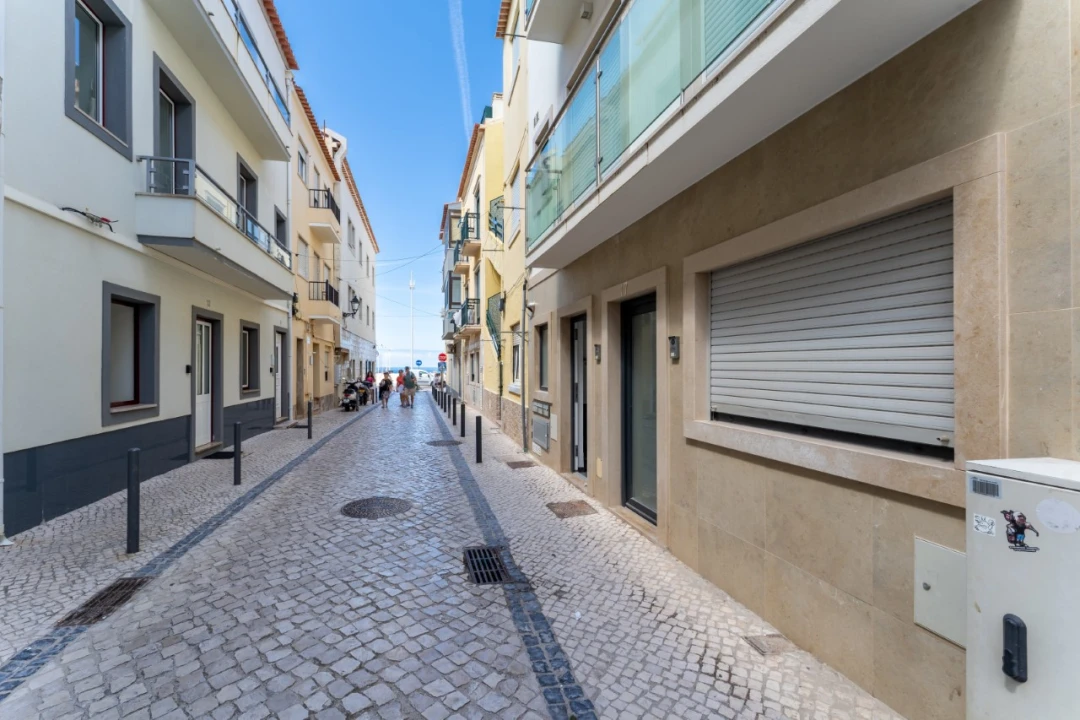 Apartamento T1 para Venda em Nazare Foto 24