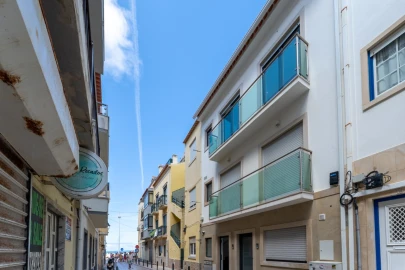Apartamento T1 para Venda em Nazare