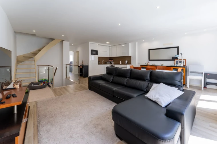 Apartamento T1 para Venda em Nazare Foto 2