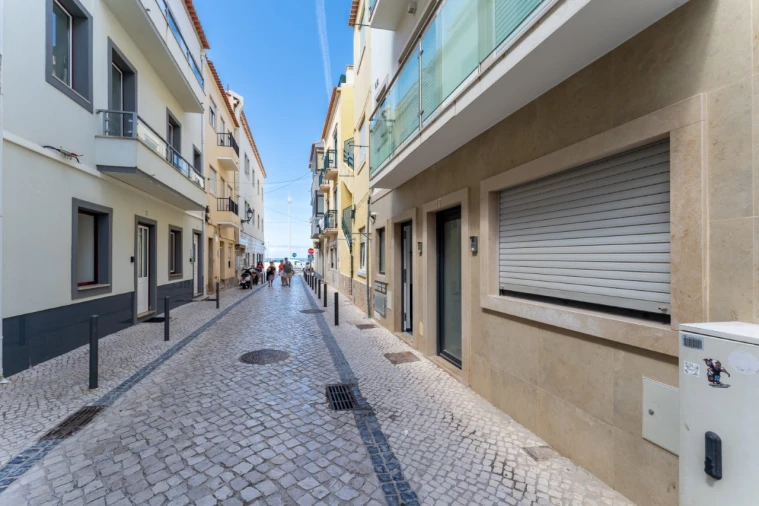 Apartamento T1 para Venda em Nazare Foto 24
