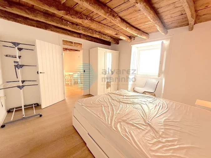 Apartamento T1 para Arrendamento em Santa Maria, São Pedro e Matacães Foto 6