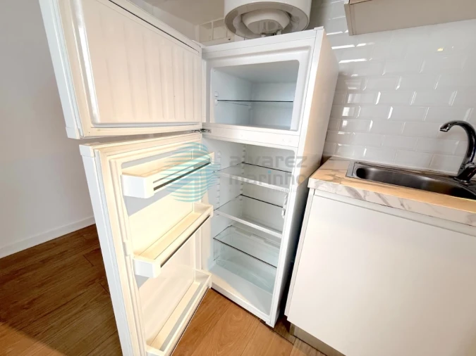 Apartamento T1 para Arrendamento em Santa Maria, São Pedro e Matacães Foto 13