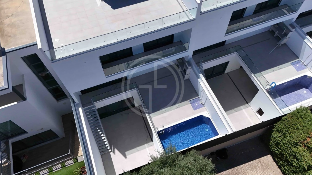 Moradia T3 para Venda em Montenegro Foto 3