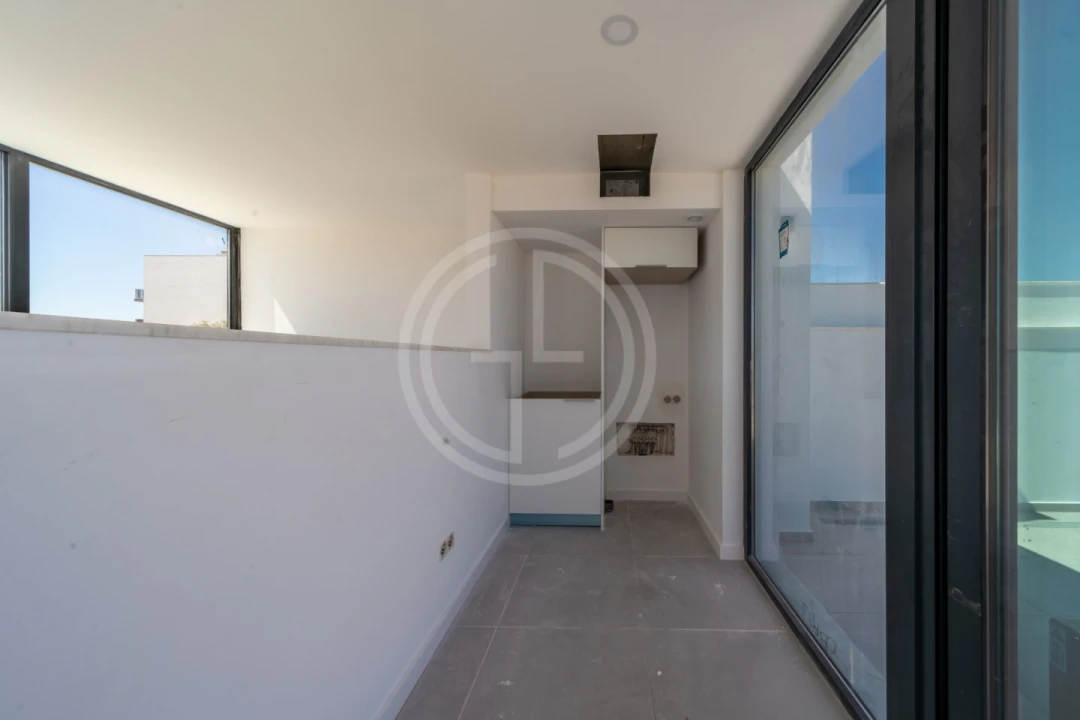 Moradia T3 para Venda em Montenegro Foto 31