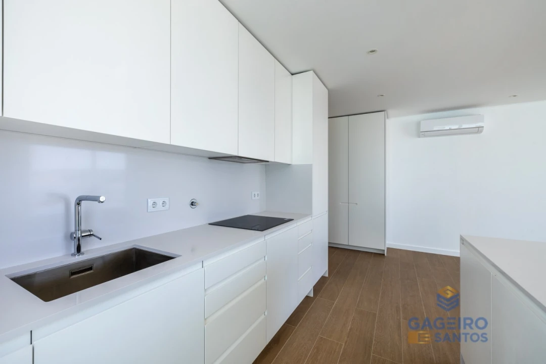 Apartamento T2 para Venda em São Martinho do Porto Foto 4