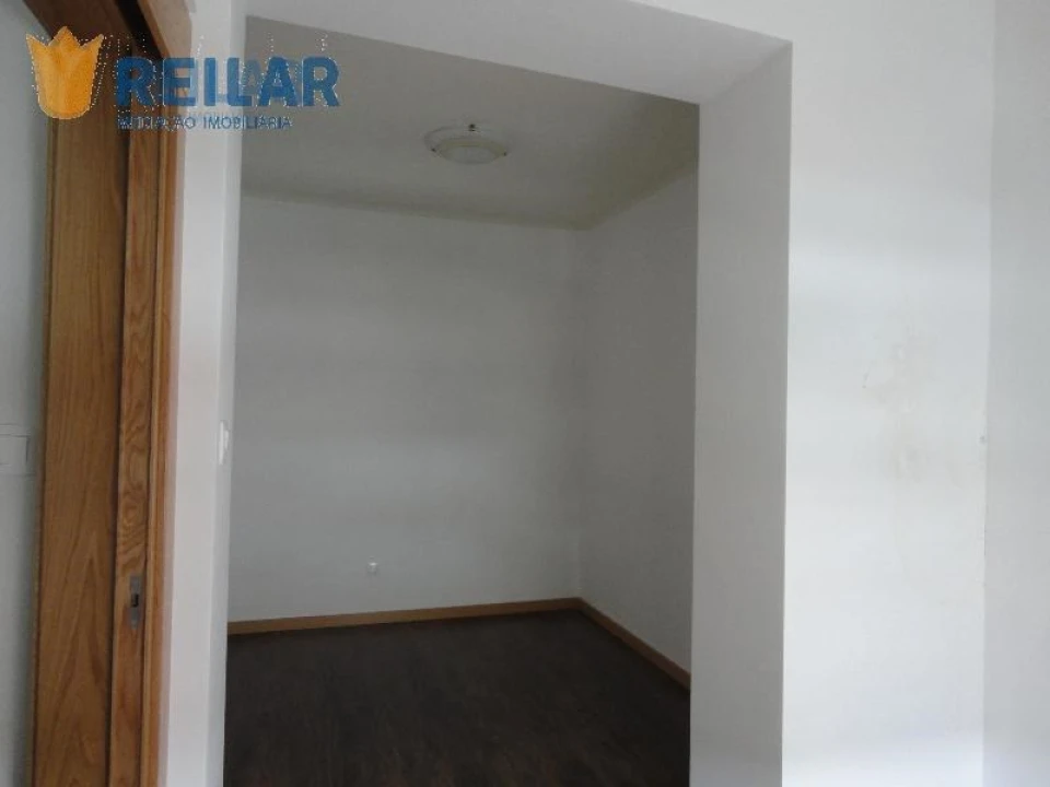 Apartamento T1 para Arrendamento em Moscavide e Portela Foto 11