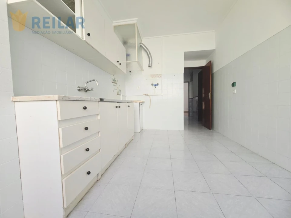 Apartamento T1 para Arrendamento em Santa Iria de Azoia, São João da Talha e Bobadela Foto 2