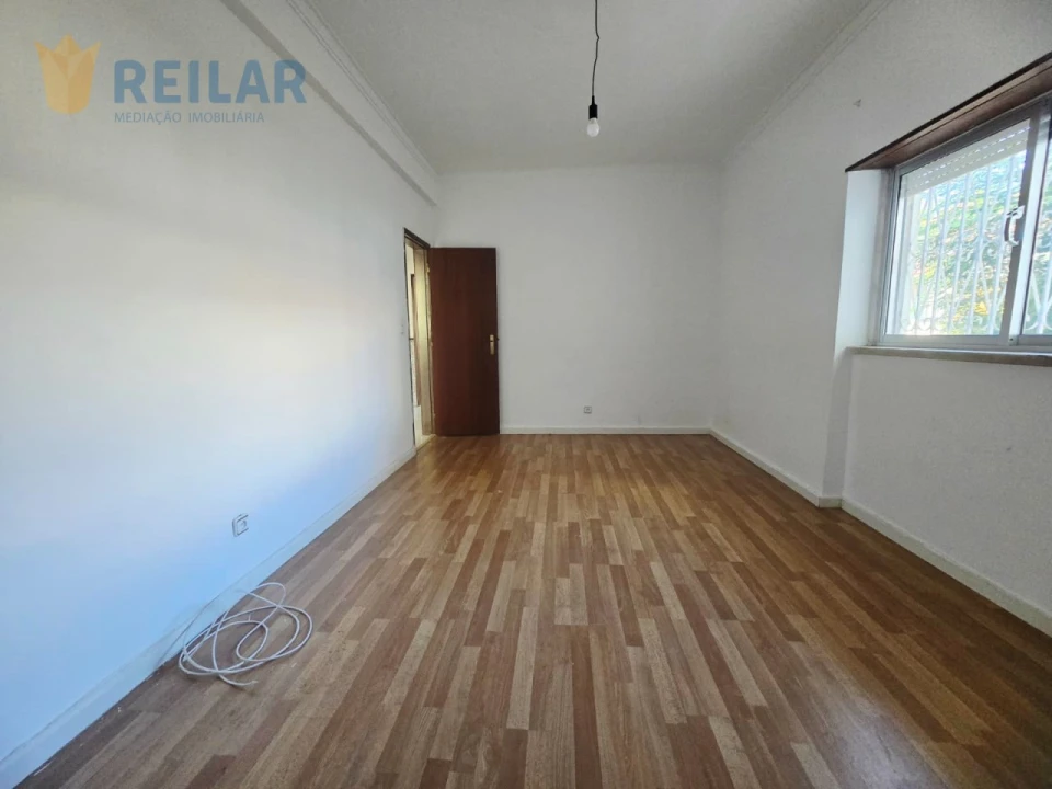 Apartamento T1 para Arrendamento em Santa Iria de Azoia, São João da Talha e Bobadela Foto 8