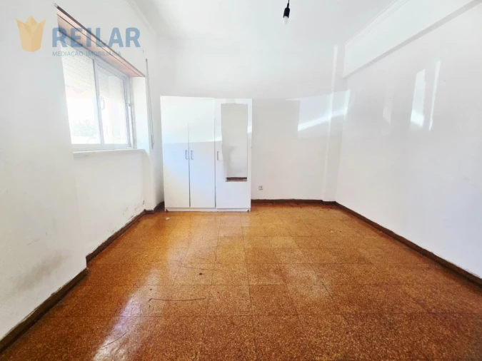 Apartamento T1 para Arrendamento em Santa Iria de Azoia, São João da Talha e Bobadela Foto 16