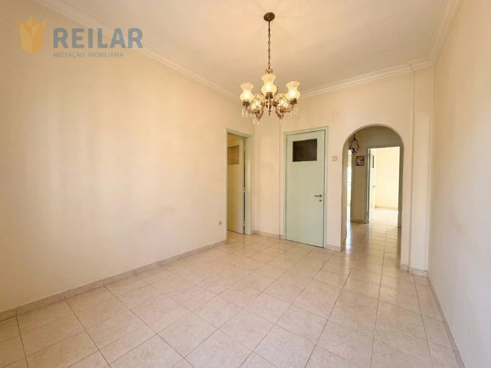Apartamento T3 para Venda em Agualva e Mira-Sintra Foto 12