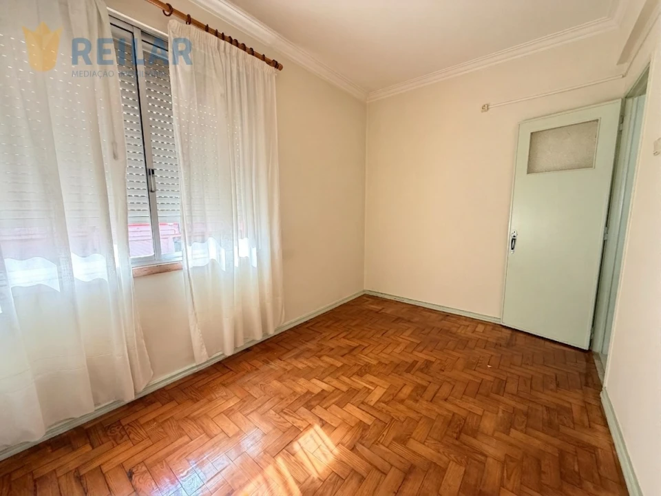 Apartamento T3 para Venda em Agualva e Mira-Sintra Foto 20