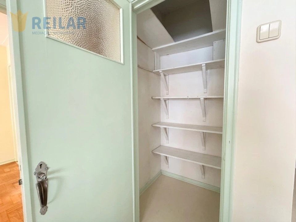 Apartamento T3 para Venda em Agualva e Mira-Sintra Foto 32