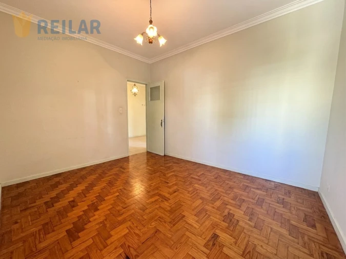 Apartamento T3 para Venda em Agualva e Mira-Sintra Foto 21